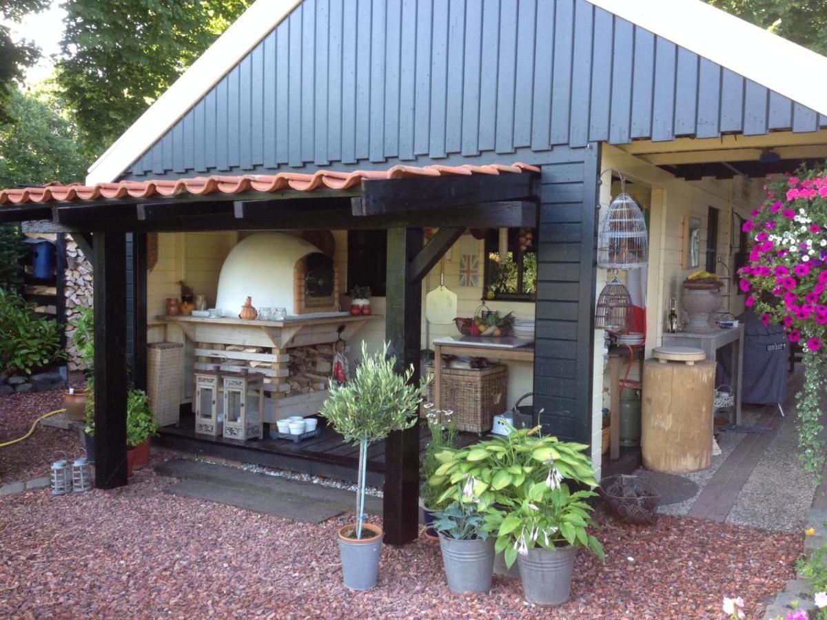 T' Hogeland Ainrom Bed & Breakfast Eenrum Exterior foto